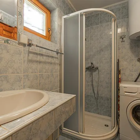 Vineyard Rataj 1 Holiday home Novo Mesto