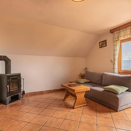 Holiday home Vineyard Rataj 1 *