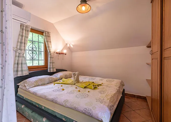 Feriehus Vineyard Rataj 1 *